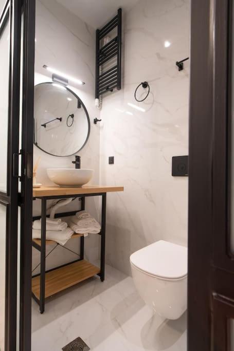 #g32 Luxury In The Centre Of Apartment Volos